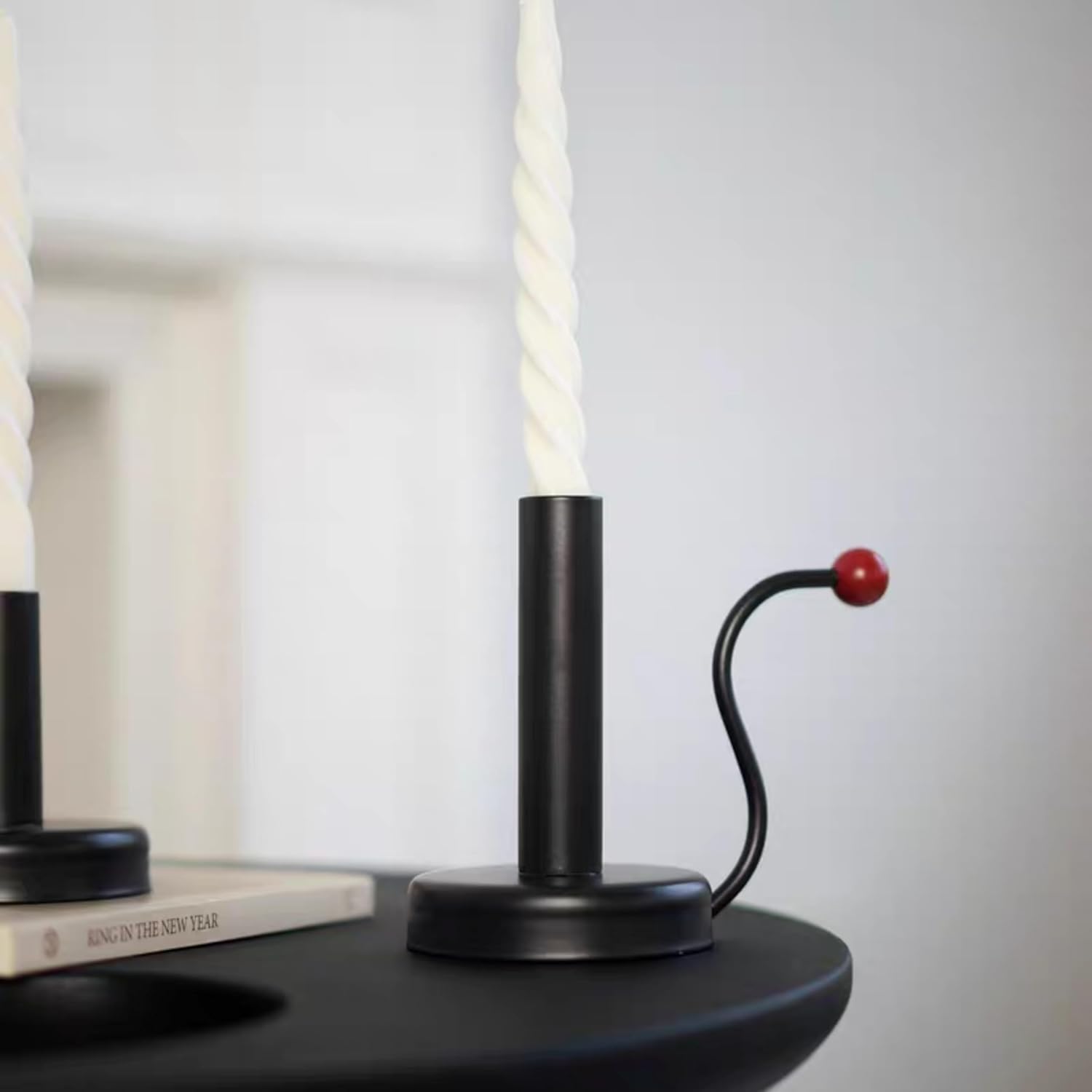 Black Iron Taper Candle Holder，Vintage Candlestick Holder Candlelight Stand for Farmhouse Decor Table Decoration (Black-Red)