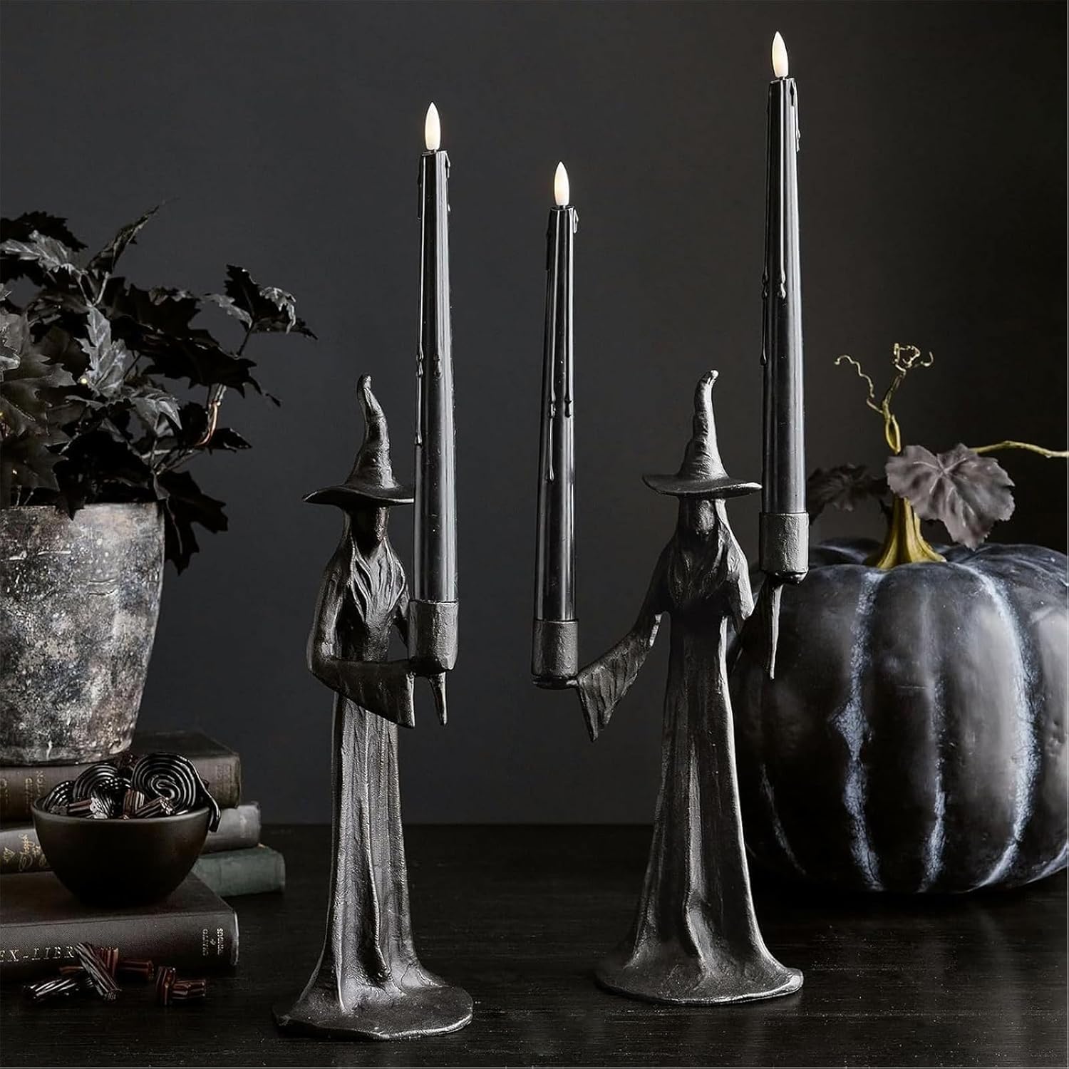 Halloween Witch Candle Holder,Handmade Black Witchs Statue, for Placement in The Table, Witch Halloween Decorations, Window Display