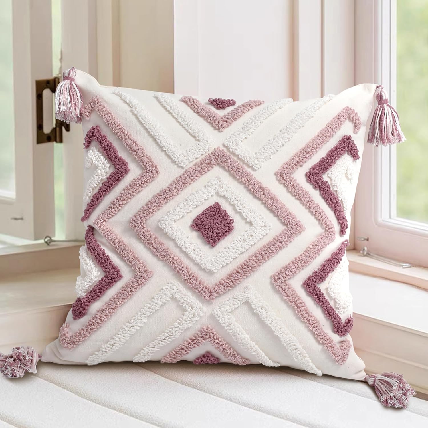 Boho Pillow Covers 18X18 Inch Boho Tufted Throw Pillow Covers Decorative Tassels Cushion Cover Farmhouse Pillow Case for Couch Sofa Bed Living Room Bedroom, Pink