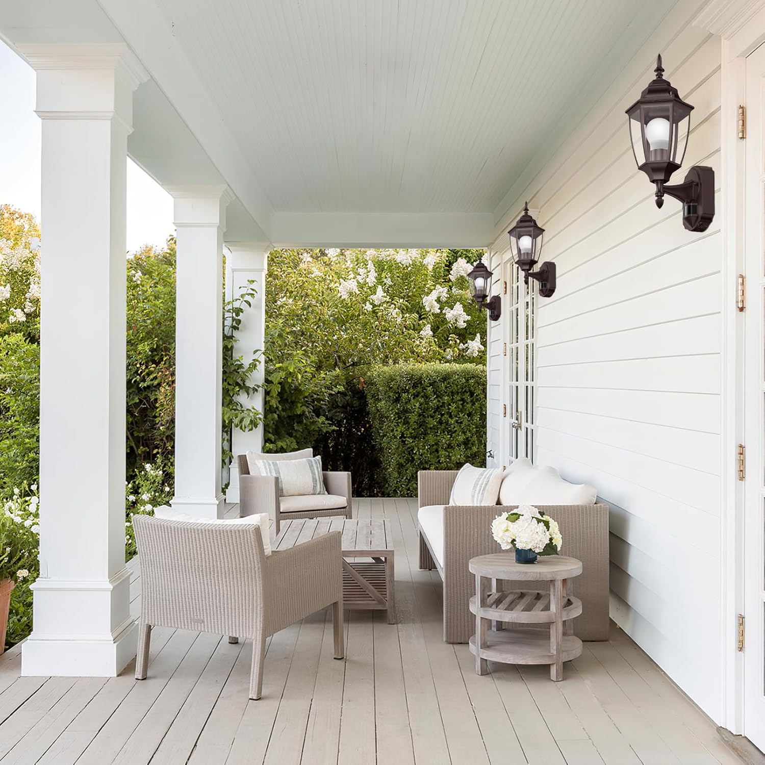 Lamomo Outdoor Wall Sconce, Dusk to Dawn Motion Sensor Bronze Outdoor Light Fixture Wall Mounted, Exterior Aluminum Waterproof Porch Lights for Patio Front Door Garage (1 Pack)