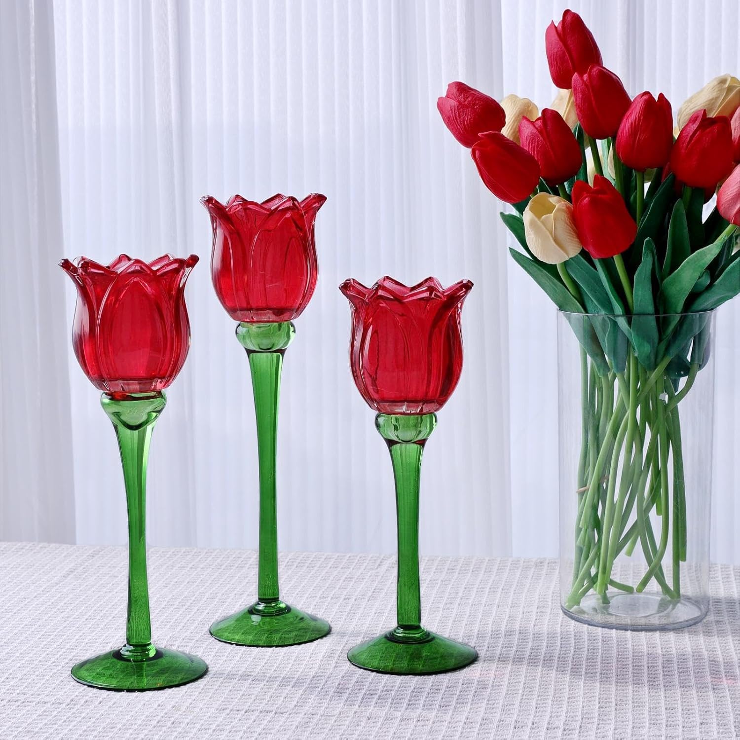 VOHO Red Tulips Candle Holders Gifts for Anniversary, Red Tealight Candle Holder for Christmas Holiday Valentines Decorations, Tulip Tea Light Candle Holders Glass Decor for Romance Tabletop(Set of3)
