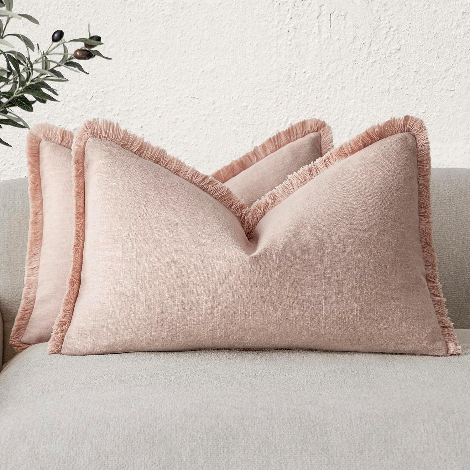 Foindtower Set of 2 Decorative Linen Fringe Lumbar Throw Pillow Covers Boho Farmhouse Cushion Cover with Tassels Soft Accent Pillowcase for Couch Sofa Bed Living Room Home Decor,12×20 Inch,Light Pink