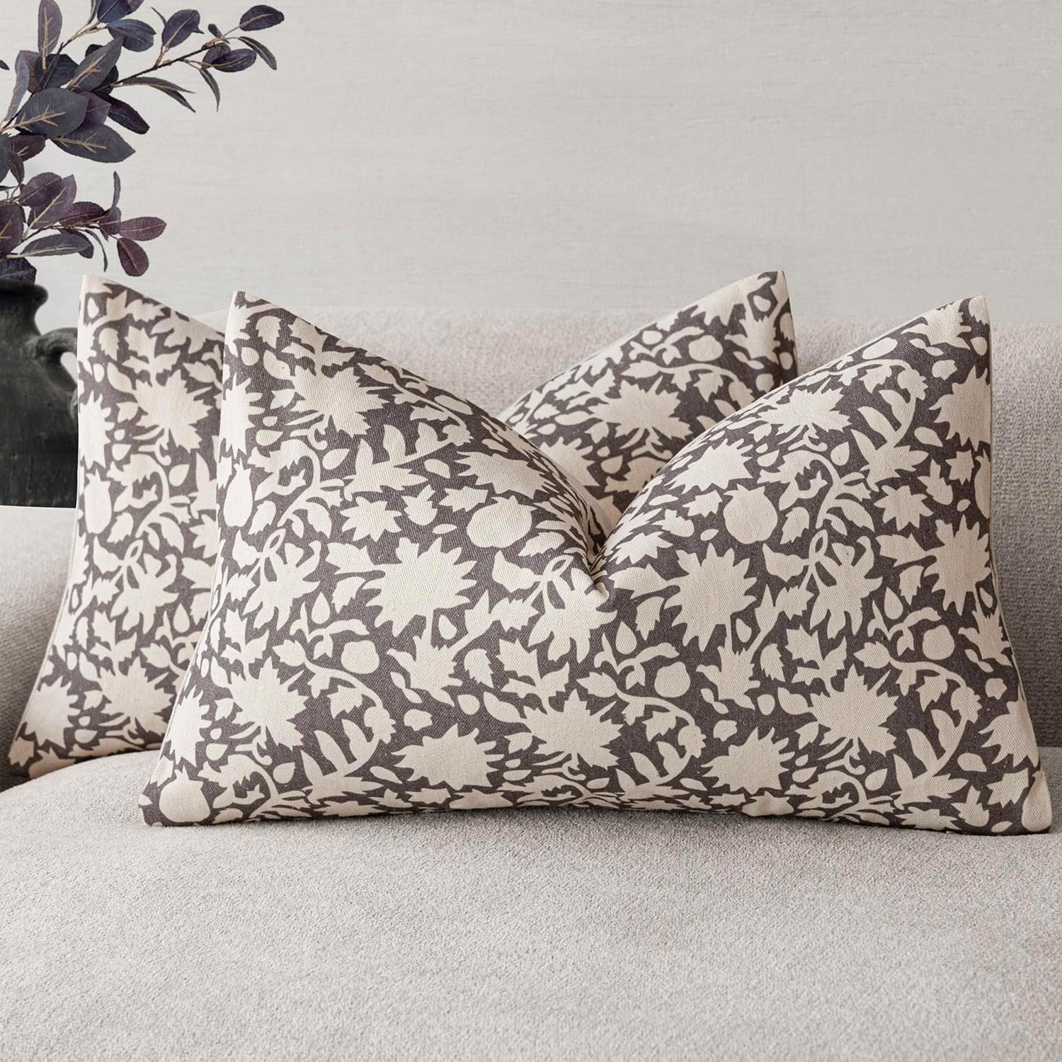 Foindtower Set of 2 Decorative Neutral Floral Throw Pillow Covers Accent Farmhouse Cushion Covers Boho Lumbar Pillowcase for Couch Sofa Bedroom Living Room Home Decor Outdoor,12×20 Inch,Rustic Gray
